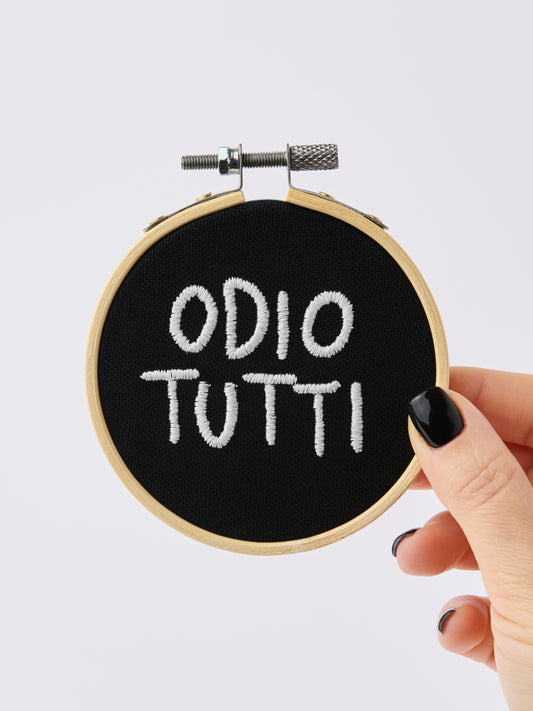Odio tutti | Mini Telaio